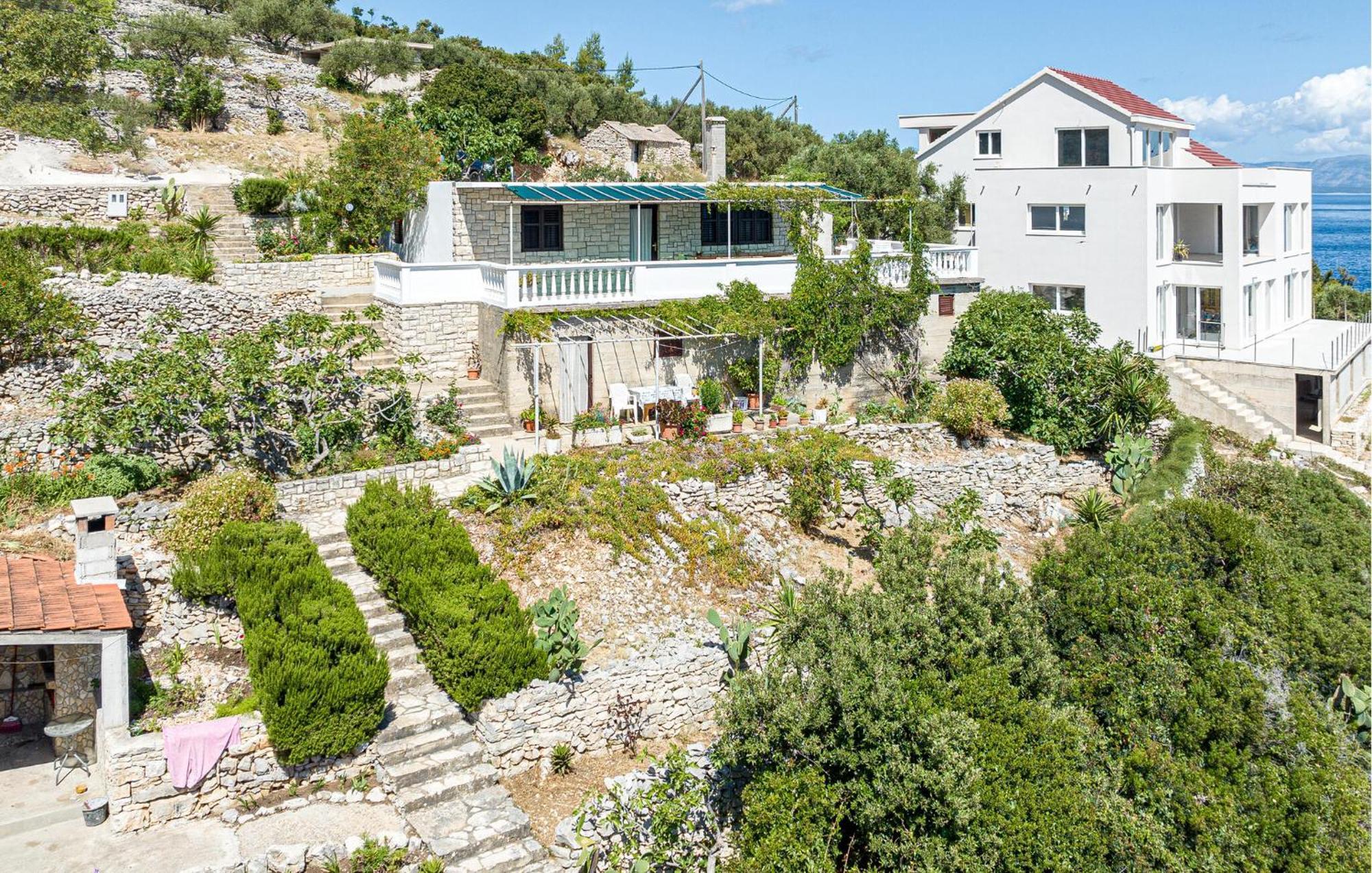 Stunning Home In Crnja Luka With Wifi Prigradica Buitenkant foto